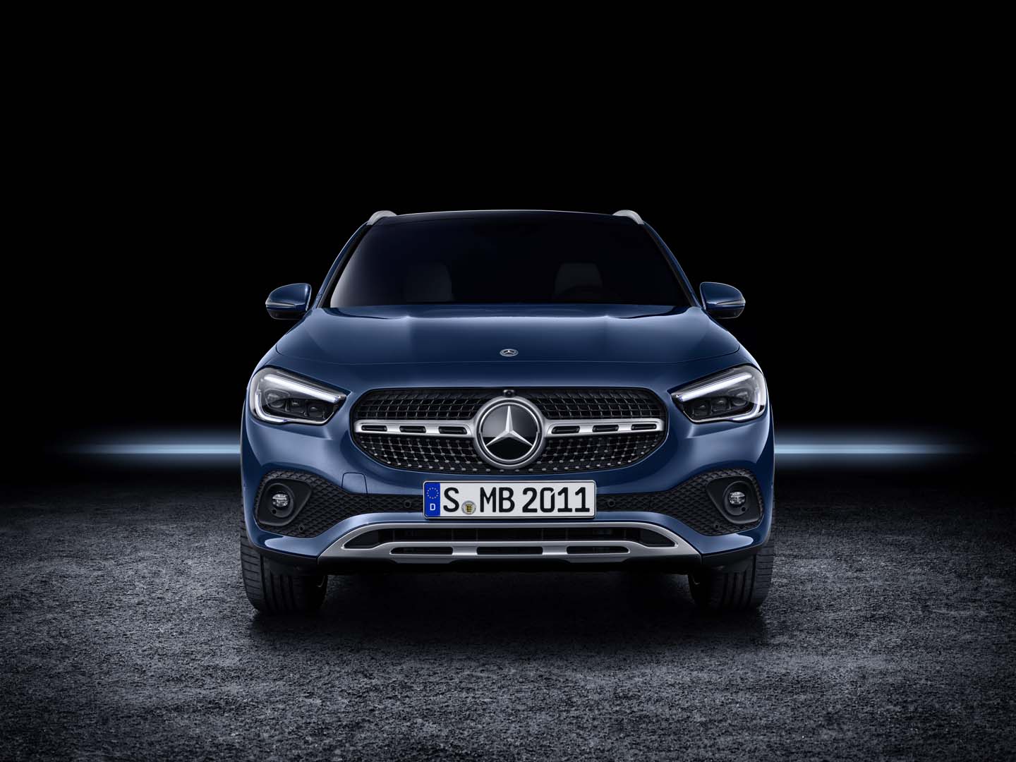 Mercedes-Benz  GLA SUV, foto degli esterni