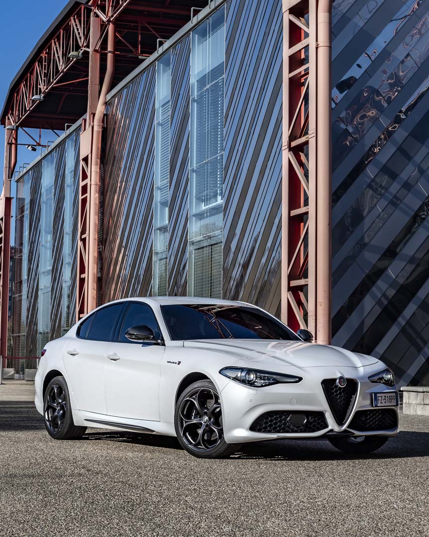 Alfa Romeo  Giulia 2022, foto degli esterni