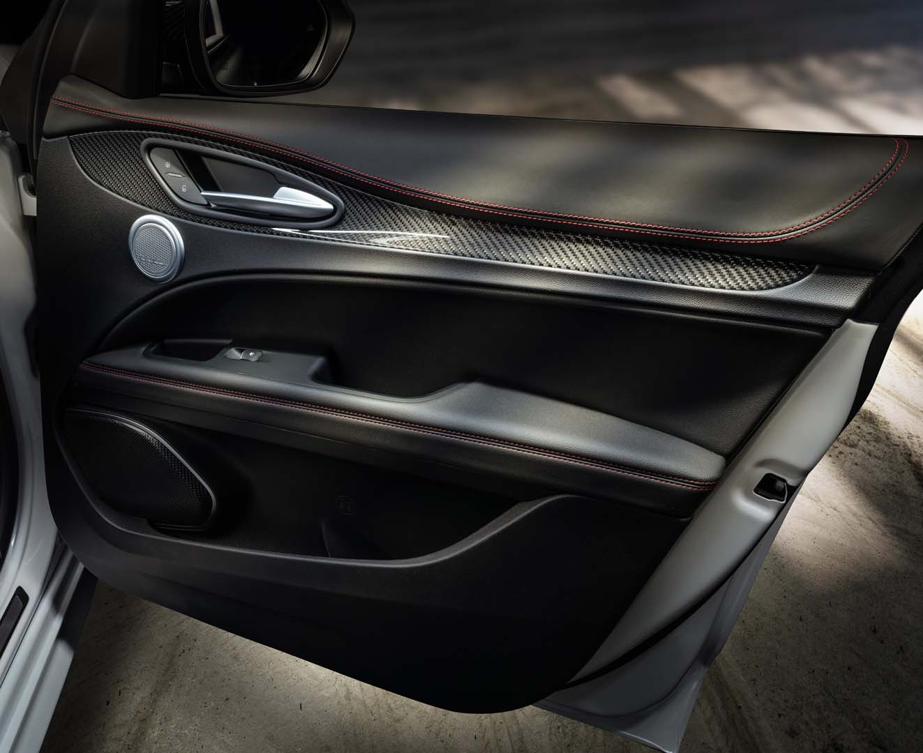 Alfa Romeo  Stelvio 2022, foto degli interni