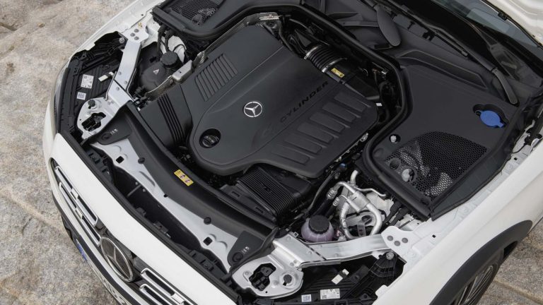 Foto del motore di Mercedes-Benz Classe E All-Terrain Classe E All-Terrain E 400 d 4M A-T Business Sport