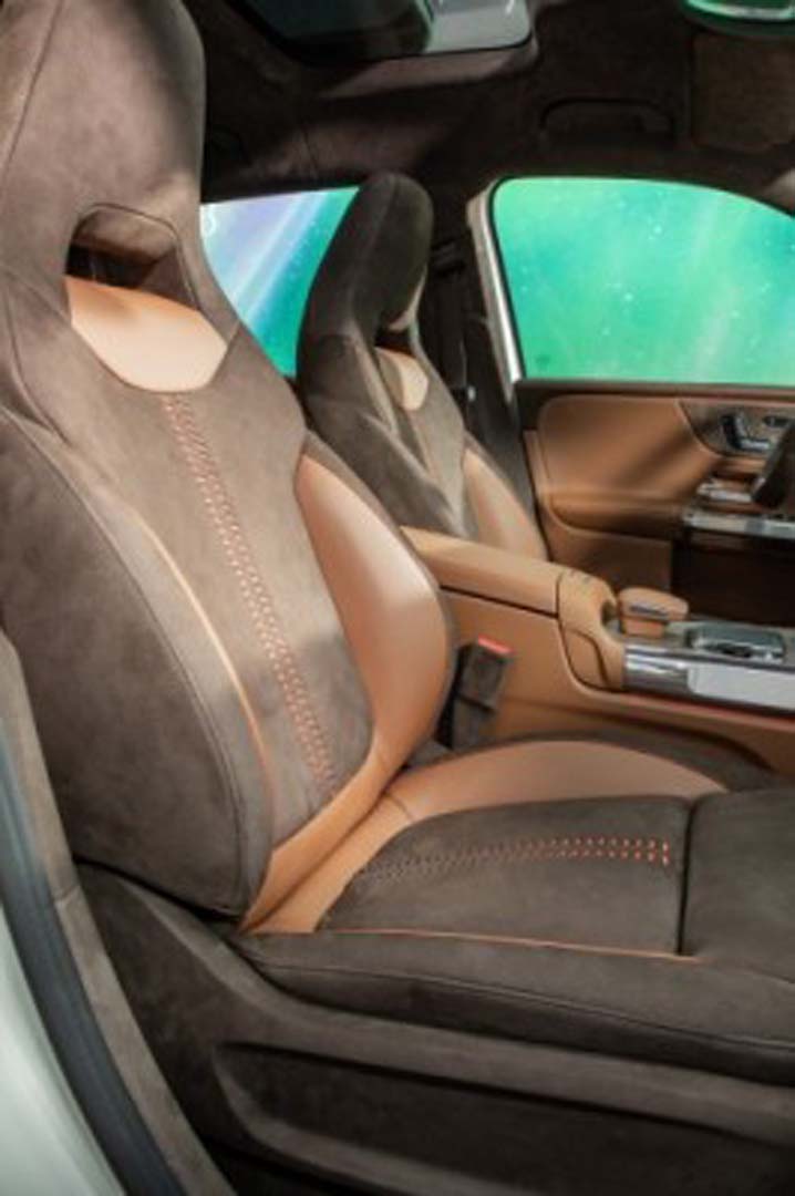 Mercedes-Benz  GLB SUV, foto degli interni