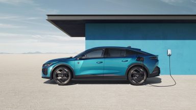 Peugeot 408: le prossime novità in arrivo per la crossover