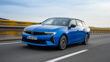 Nuova Opel Astra Sports Tourer brilla ad Auto Familiare 2022