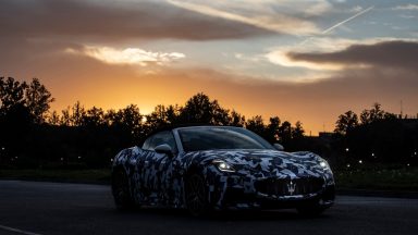 Nuova Maserati GranCabrio: le prime foto del prototipo