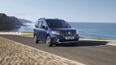 Renault Kangoo E-Tech Electric: debutta sul mercato italiano