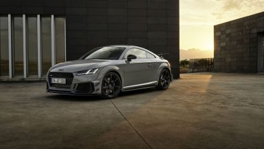 Audi TT-RS: la nuova versione speciale iconic edition
