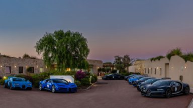 Bugatti Grand Tour 2022: auto da sogno in Sardegna