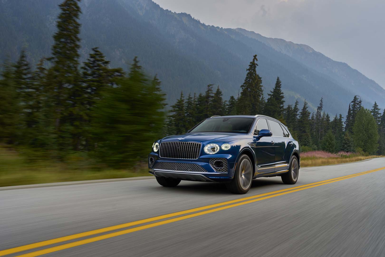 Bentley  Bentayga 2022, foto degli esterni