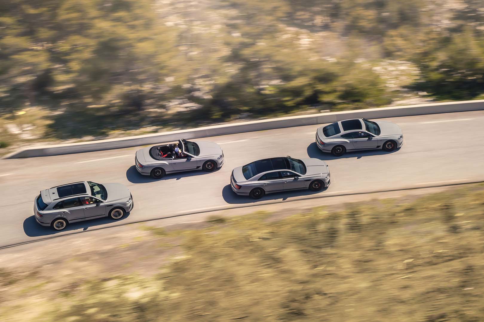 Bentley  Bentayga 2022, foto degli esterni