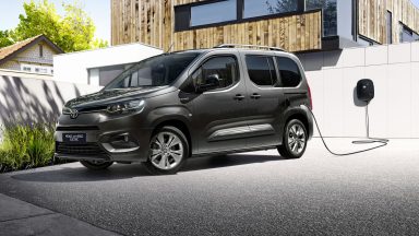 Toyota Proace City Verso: la multispazio non solo elettrica