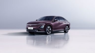 Wuling Starlight: la berlina ibrida del costruttore cinese