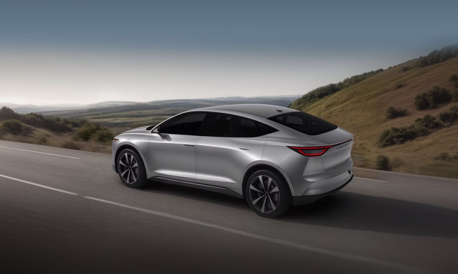 Lecar 459 Hybrid crossover con la tecnologia ibrida REV Newstreet