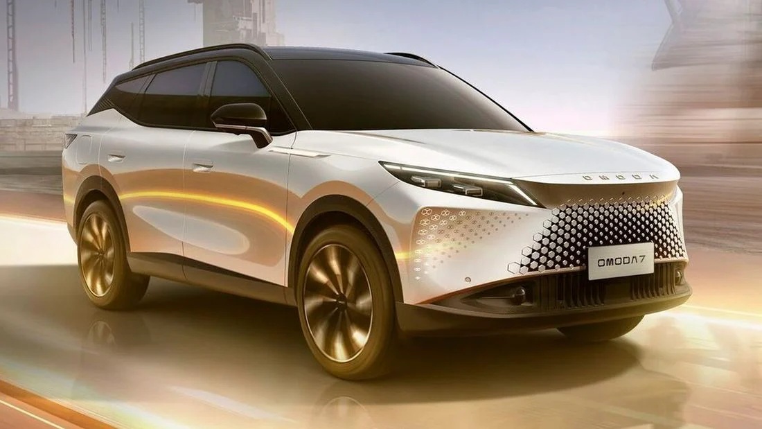 Moda 7 Omoda 7: la nuova SUV anche a propulsione ibrida Plug-In - Newstreet