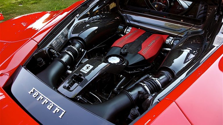Foto del motore di Ferrari 488 GTB
