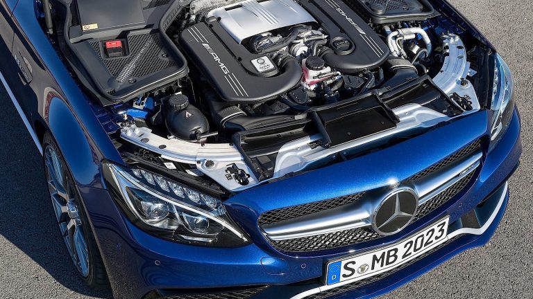 Foto del motore di Mercedes-Benz Classe C 2021 Classe C 2021 C300 d 4MATIC Sport Plus Auto 2021