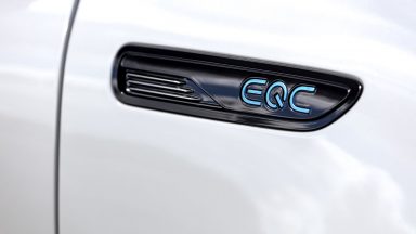 Mercedes-Benz EQC: la futura CLA a propulsione elettrica