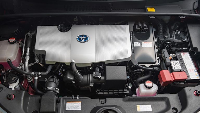 Foto del motore di Toyota Prius Plug-In Hybrid Prius Plug-In Hybrid Plug-in Hybrid